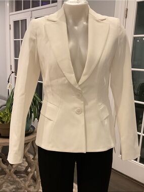 White House Black Market Cream Tailored Two-Button Blazer